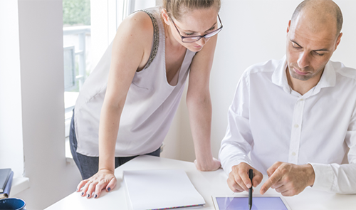 Les travailleurs indépendants boudent leurs assurances (crédit photo : Freepik)